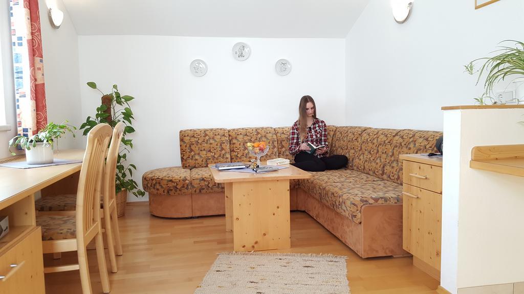 Bauernhof Ober Apartment Birnbaum Ngoại thất bức ảnh